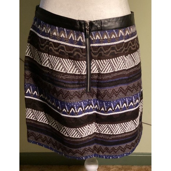 H&M Women's Multicolor Lined Aztec Geometric Embroidered Knit Mini Skirt Size 10 - Picture 3 of 7